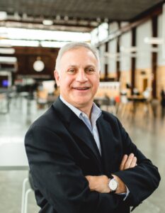 Larry Pearlman, speaker and founder